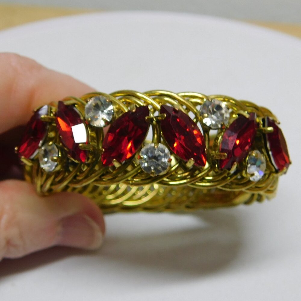Beautiful Gold Tone Wrap Around Bracelet with Red & Clear Rhinestones